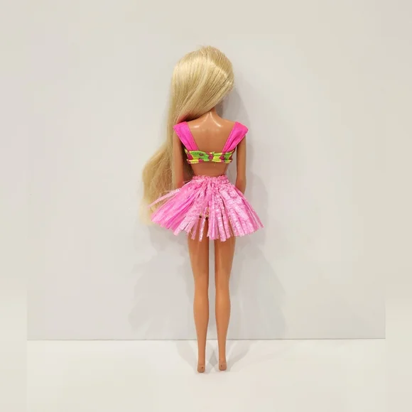 2/$24  1990 Barbie Hawaiian Fun - Picture 4 of 9